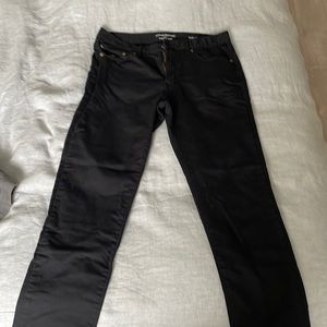 Banana Republic Men’s Travel Jean 31x30 slim fit. Never worn / no tags